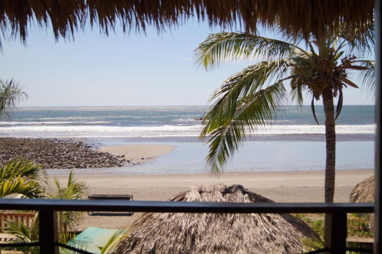Alive Beach House Transito Bagian luar foto