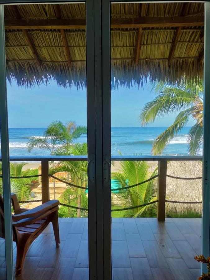 Alive Beach House Transito Bagian luar foto