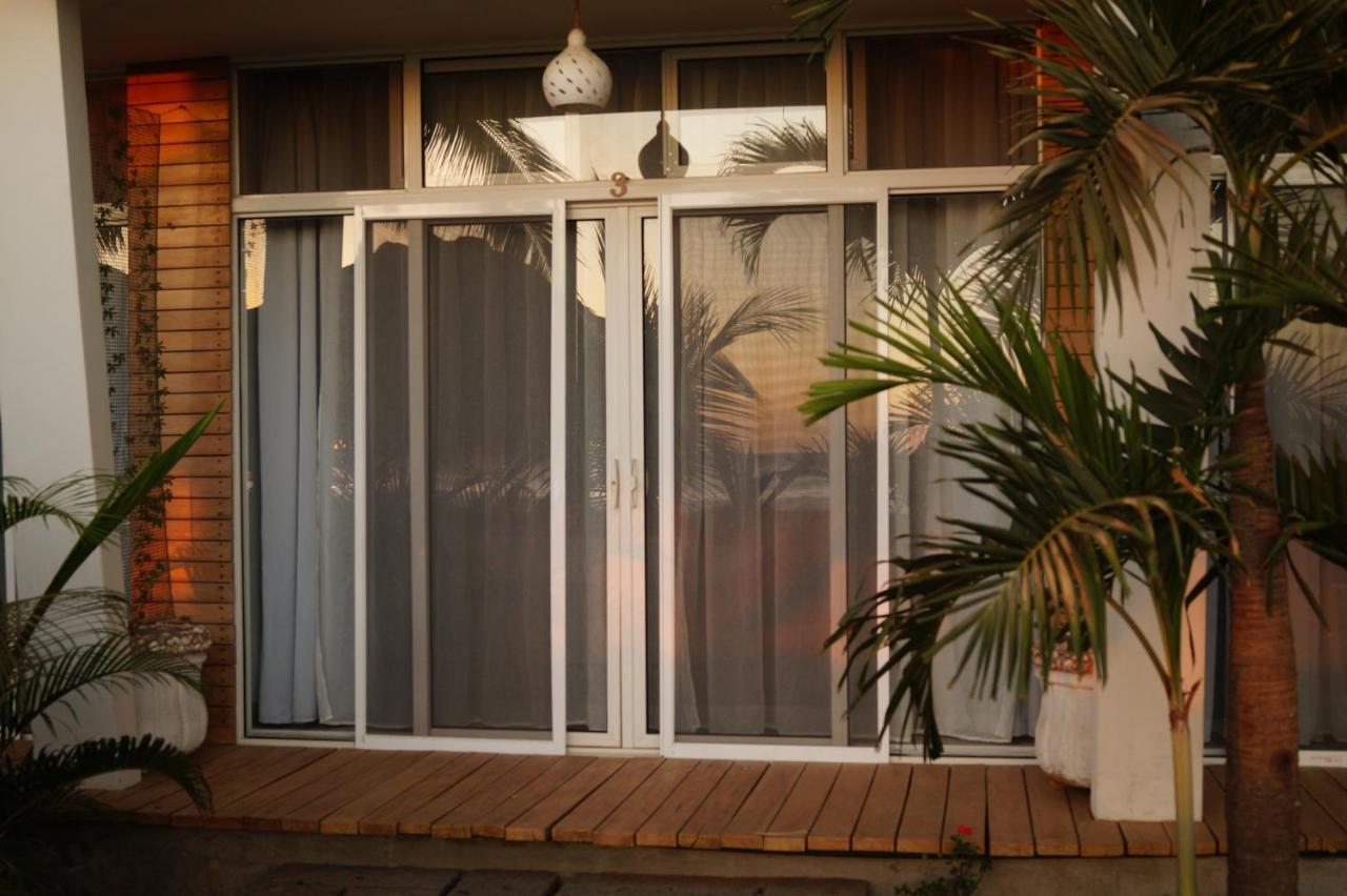 Alive Beach House Transito Bagian luar foto
